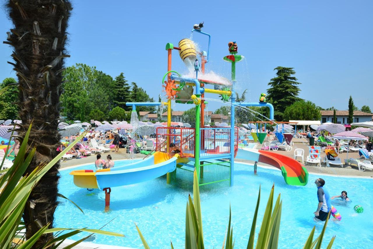 Albatross Mobile Homes On Camping Bella Italia Peschiera del Garda Extérieur photo